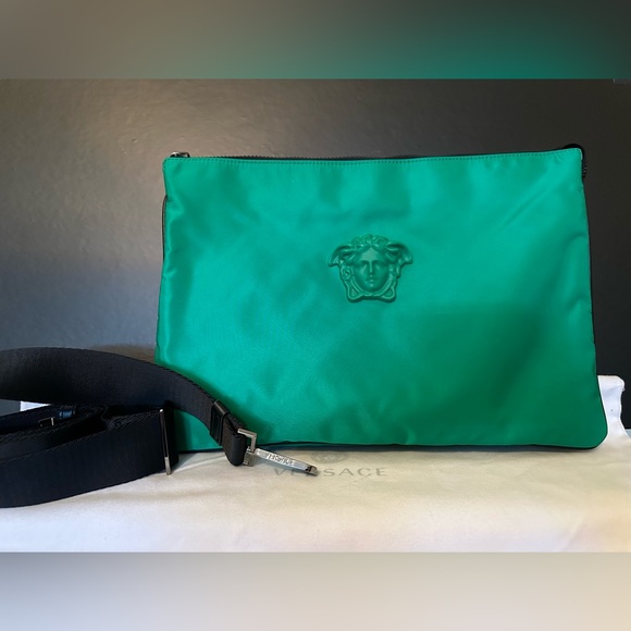Versace Green nylon Medusa crossbody messenger bag purse NEW (AUTHENTIC) - Picture 3 of 16